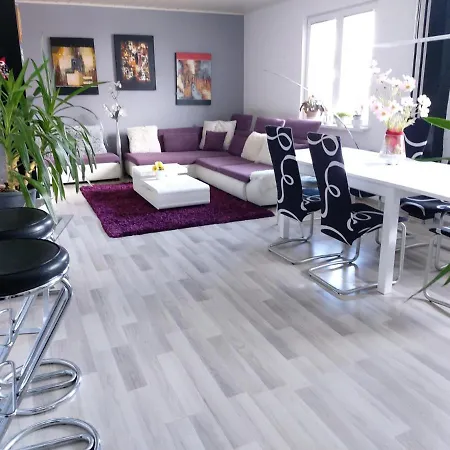 Holiday Livada 度假居